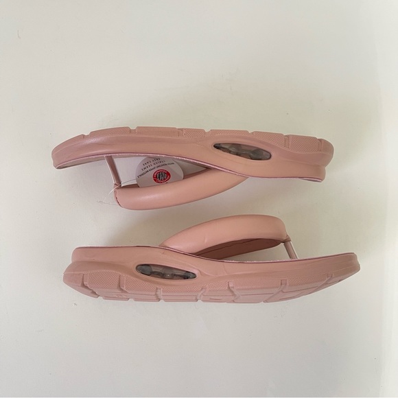 Blondo Abigail Flip Flop Sandal In Blush Color - New In Box - Size 8.5 - Picture 9 of 13